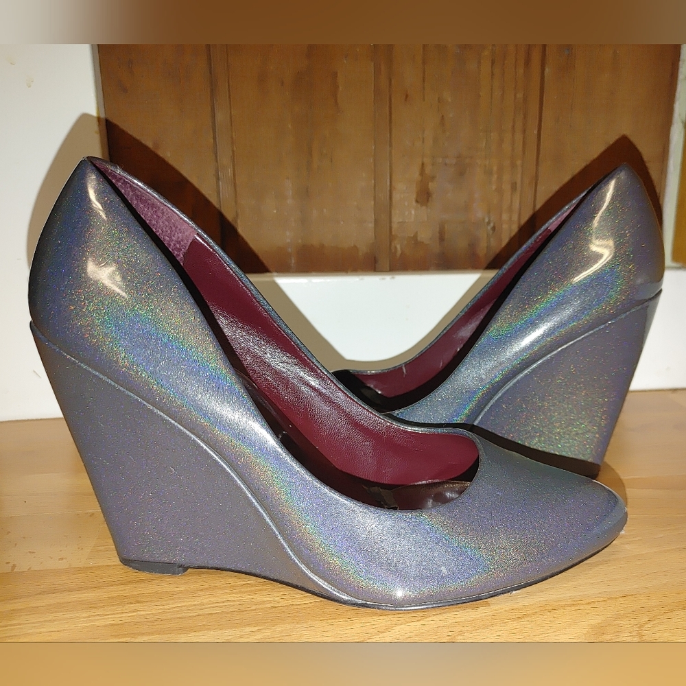 Awesome Iridescent Wedges - Jessica Simpson size 7.5